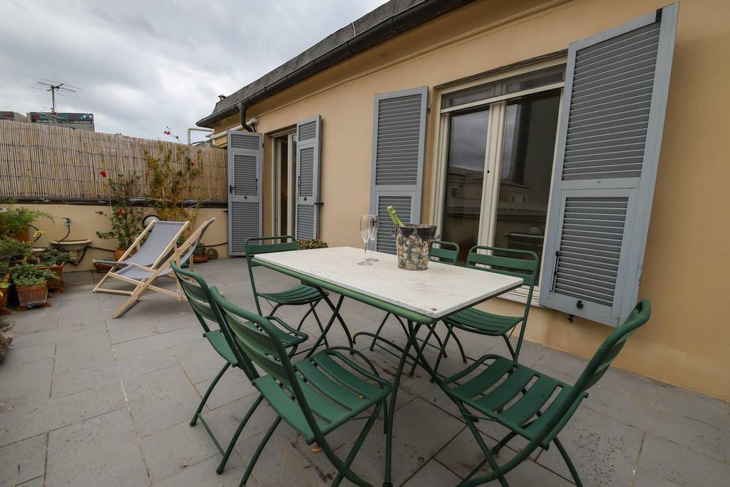 Altido Apt For 3 With Rooftop Balcony And Lovely Cityview Genoa Exterior photo